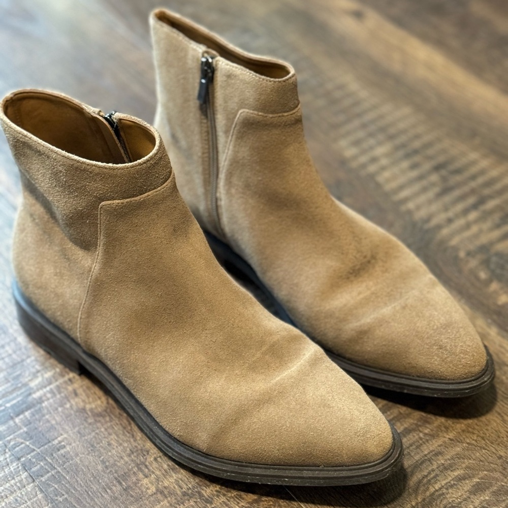 Via Spiga Women's Tan Suede Ankle Boots